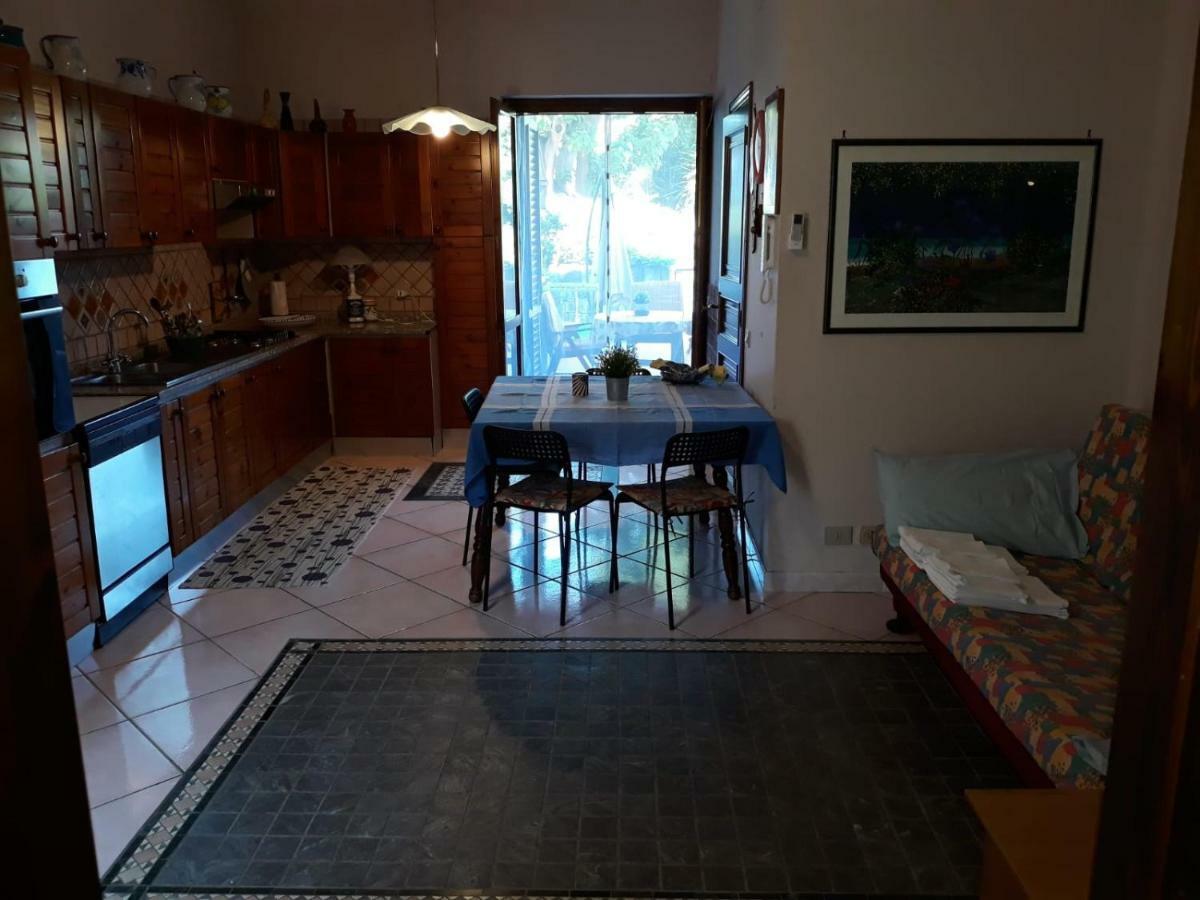 Andrew'S Apartment - Mulinia Residence Acireale Luaran gambar